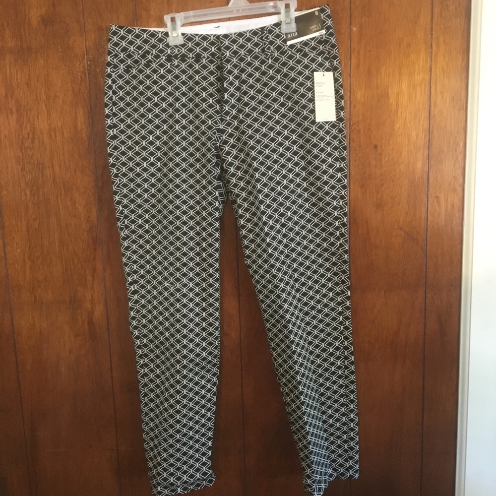 NWT A.N.A. Ankle Pants